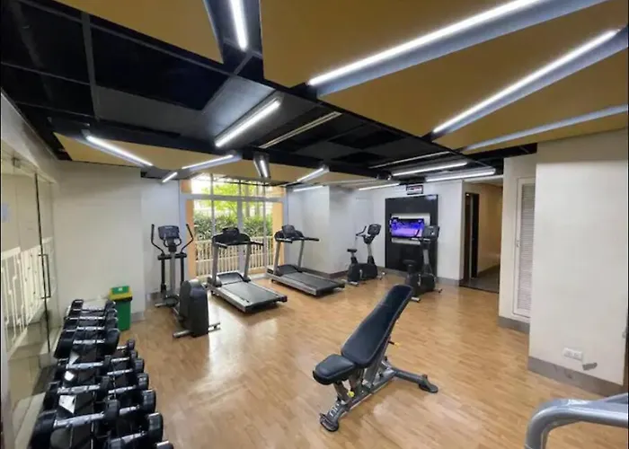 Apartment Cozy Near Naia & Bgc *