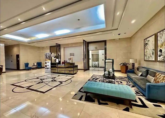 Cozy Near Naia & Bgc Apartment Manila