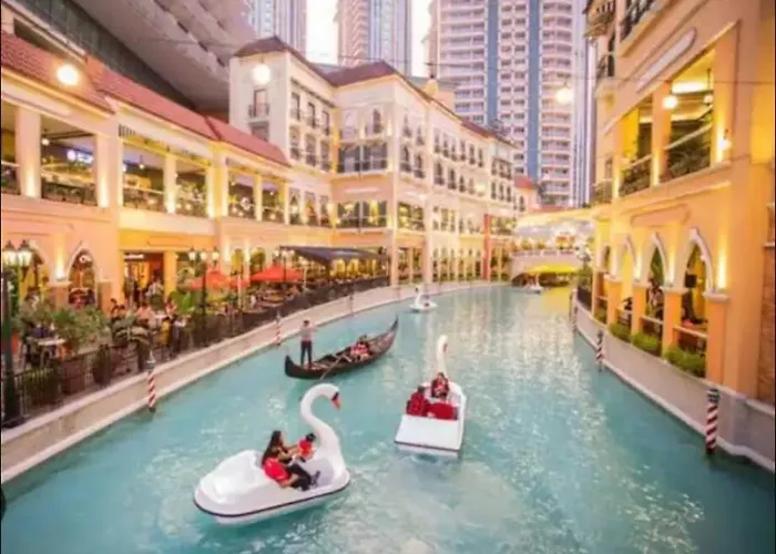 Cozy Near Naia & Bgc *