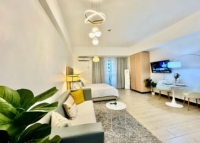 Cozy Near Naia & Bgc